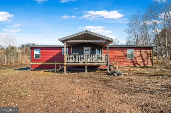 15 TROUPE RD, Coudersport, PA 16915