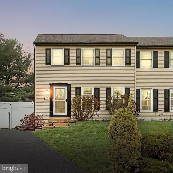 12 STEEPLE AVE, Red Lion, PA 17356