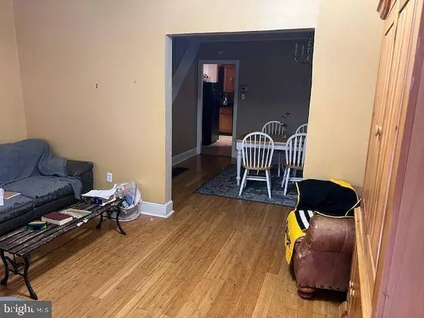 341 E POPLAR ST, York, PA 17403