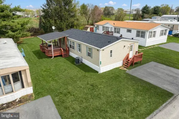 145 CHESAPEAKE EST, Thomasville, PA 17364