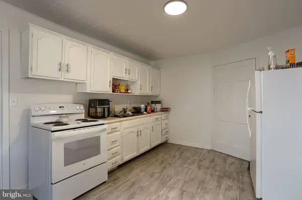 805 FRONT ST, Newton Hamilton, PA 17075
