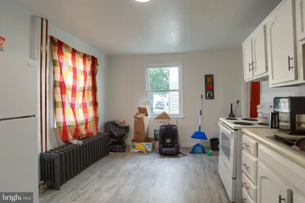 805 FRONT ST, Newton Hamilton, PA 17075