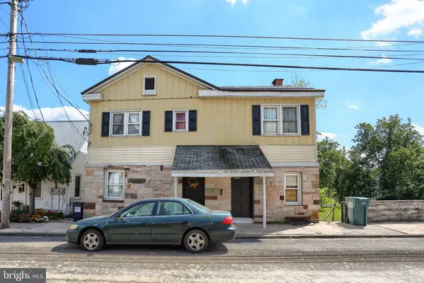 805 FRONT ST