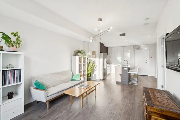 38 9 St NE # 314, Calgary, AB T2E