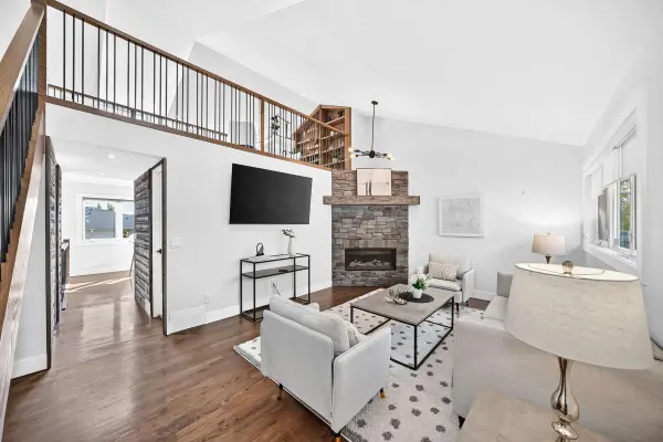 328 3 Street NE Calgary, Ab T2e 7w5,