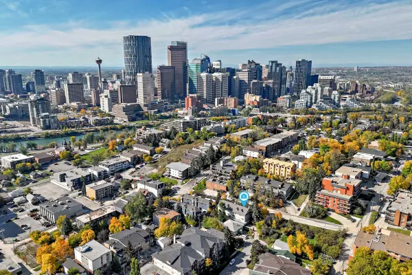 328 3 Street NE Calgary, Ab T2e 7w5,