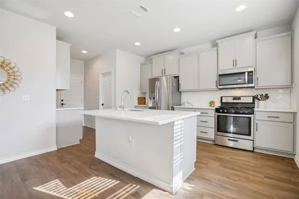 1913 Jacey WAY, Austin, TX 78725