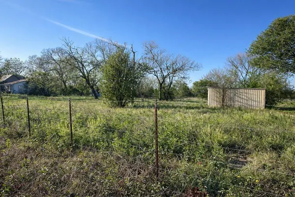 1314 Farm ST, Bastrop, TX 78602