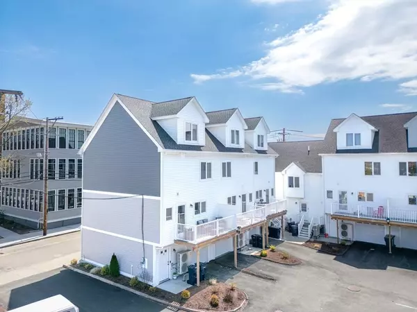 61 Pine St. #11, Attleboro, MA 02703