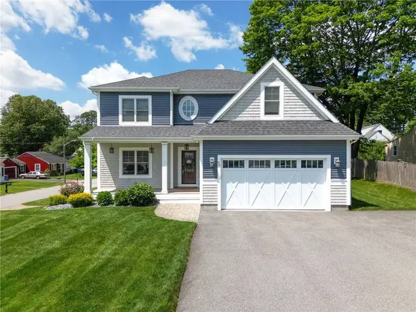 96 Evergreen ST, Cumberland, RI 02864