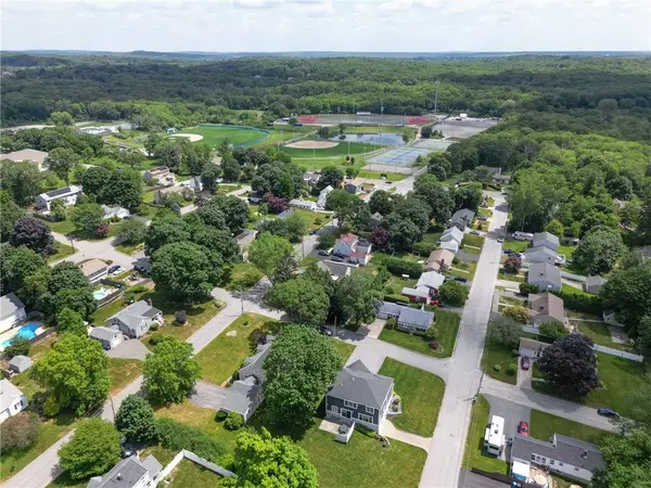 96 Evergreen ST, Cumberland, RI 02864