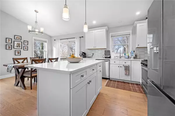 43 Beaver AVE, Warwick, RI 02889