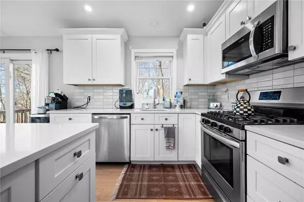 43 Beaver AVE, Warwick, RI 02889