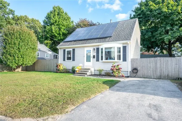 108 Fern ST, Warwick, RI 02889
