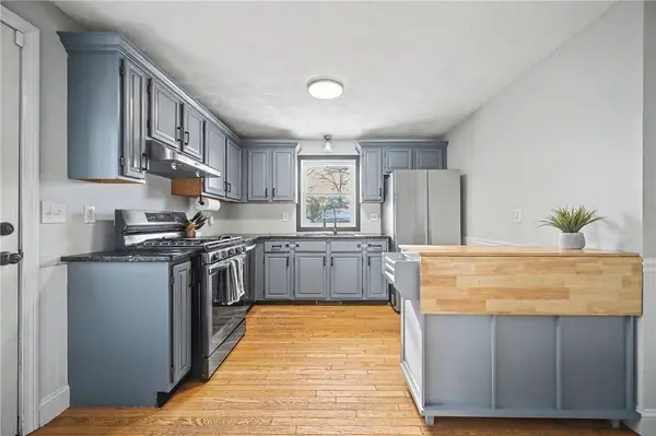 108 Fern ST, Warwick, RI 02889