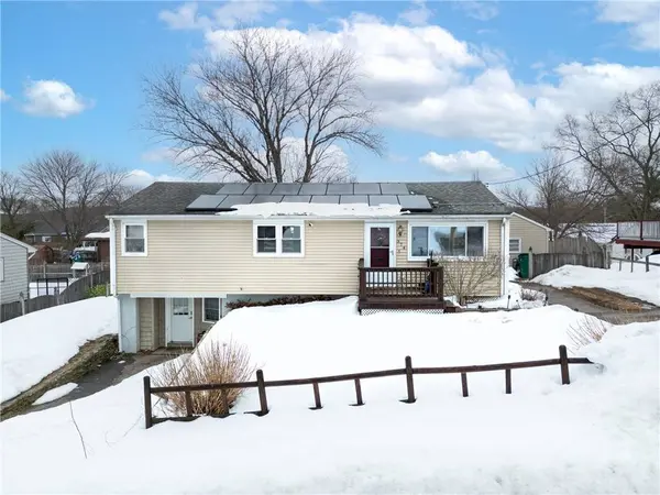 374 Thibeault AVE, Woonsocket, RI 02895