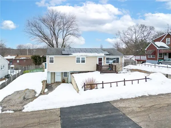 374 Thibeault AVE, Woonsocket, RI 02895