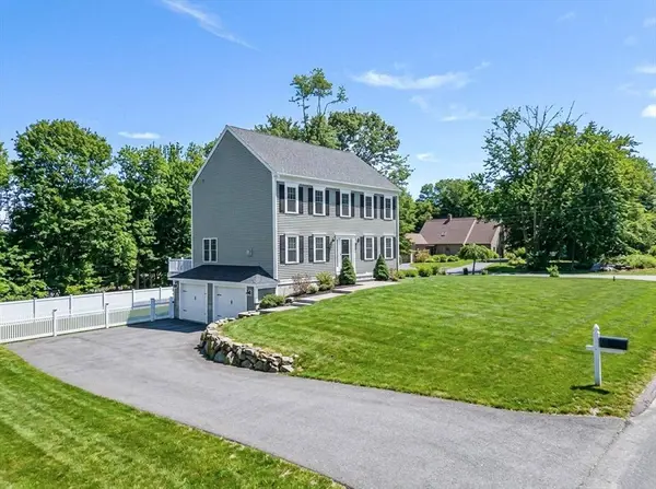 9 Windward Way, Swansea, MA 02777