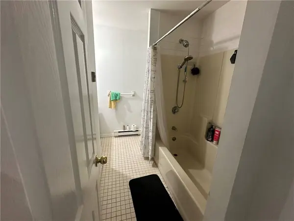 200 Manville Hill RD #8A, Cumberland, RI 02864