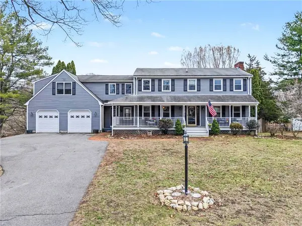 385 W Wrentham RD, Cumberland, RI 02864