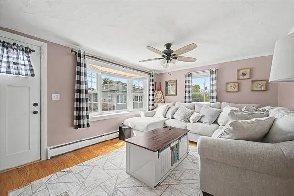 116 Volturno ST, North Providence, RI 02904