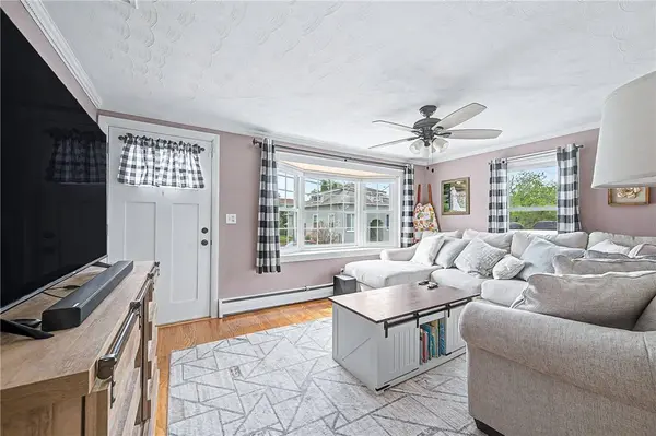 116 Volturno ST, North Providence, RI 02904
