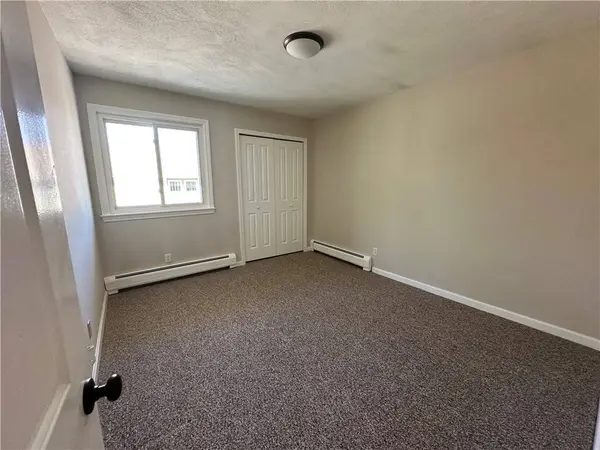400 New River RD #111, Lincoln, RI 02838