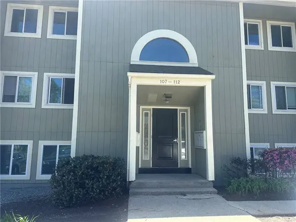 400 New River RD #111, Lincoln, RI 02838