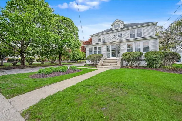 3288 Mendon RD, Cumberland, RI 02864