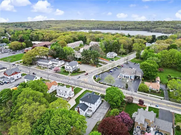 3288 Mendon RD, Cumberland, RI 02864