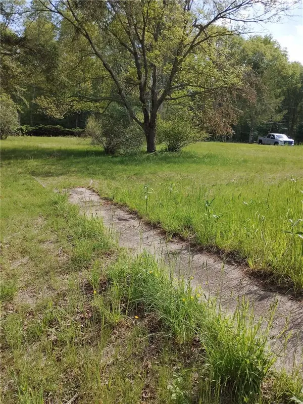 28 Beaver River Schoolhouse RD, Richmond, RI 02892