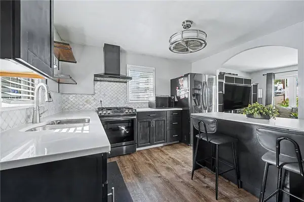 15 Beechwood AVE, Pawtucket, RI 02860