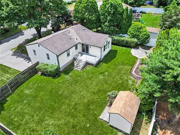 117 Larchmont RD, Warwick, RI 02886