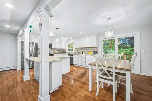 39 Cook RD, Cumberland, RI 02864