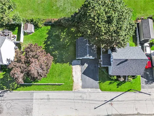 78 Newbury AVE, Woonsocket, RI 02895