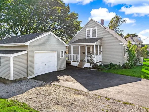 78 Newbury AVE, Woonsocket, RI 02895