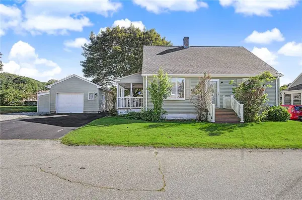 78 Newbury AVE, Woonsocket, RI 02895
