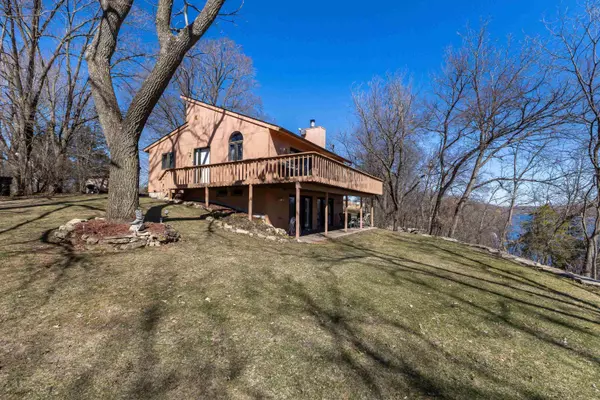 1A99 Mustang Lane, Apple River, IL 61001