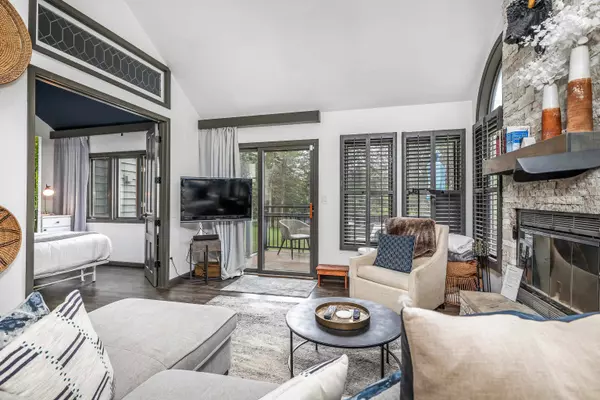 13 Spring Creek Lane, Galena, IL 61036