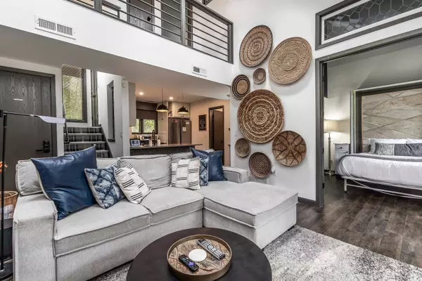 13 Spring Creek Lane, Galena, IL 61036