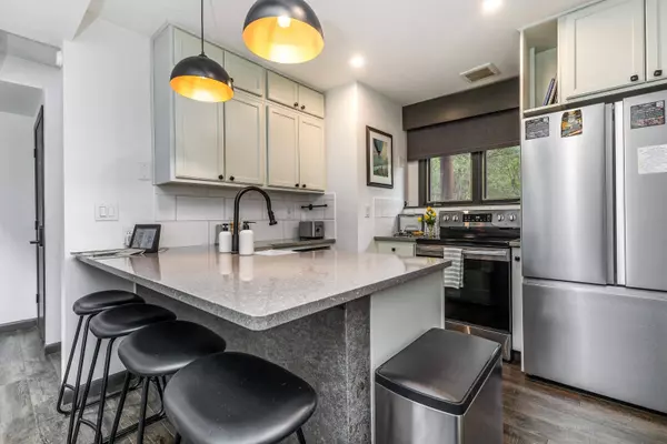 13 Spring Creek Lane, Galena, IL 61036