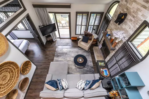 13 Spring Creek Lane, Galena, IL 61036