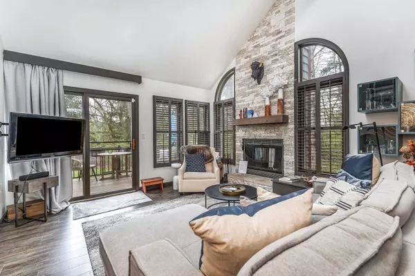 13 Spring Creek Lane, Galena, IL 61036