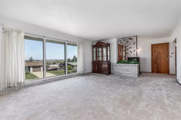 464 W Columbia Avenue, Stockton, IL 61085