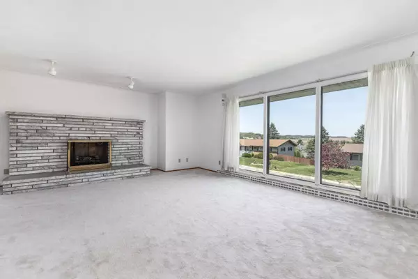 464 W Columbia Avenue, Stockton, IL 61085