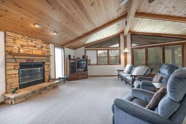 21-2 Lake Carroll Boulevard, Lanark, IL 61046