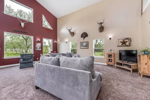 416 W Galena Avenue, Warren, IL 61087