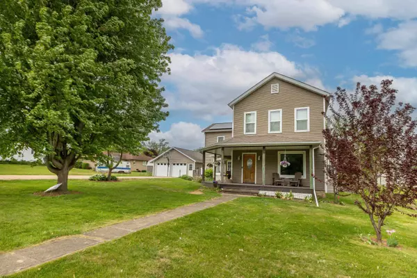 416 W Galena Avenue, Warren, IL 61087