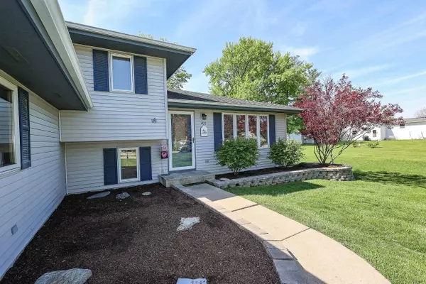 403 E PATTERSON Street, Malta, IL 60150