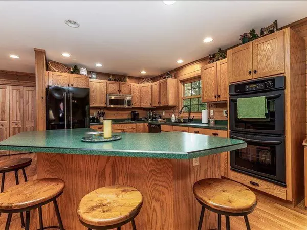 30 Lake Ridge Road, Galena, IL 61036